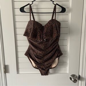 Kona Sol Cheetah Print One Piece Swimsuit Size L